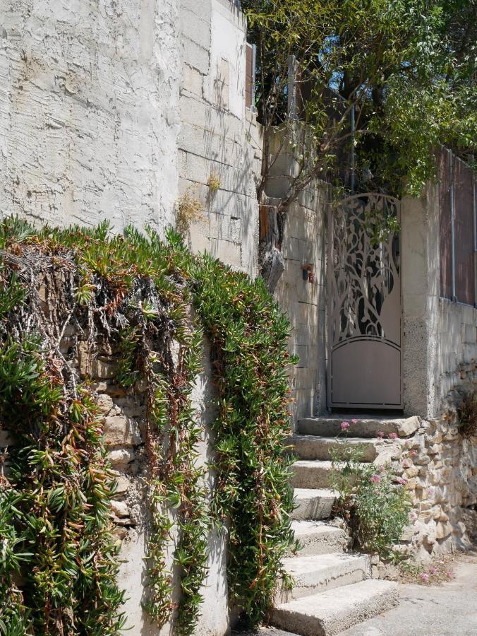 Nature Hostel La Ciotat Dış mekan fotoğraf